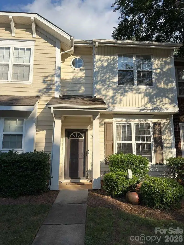 8310 Chaceview Court, Charlotte, NC 28269 - #2