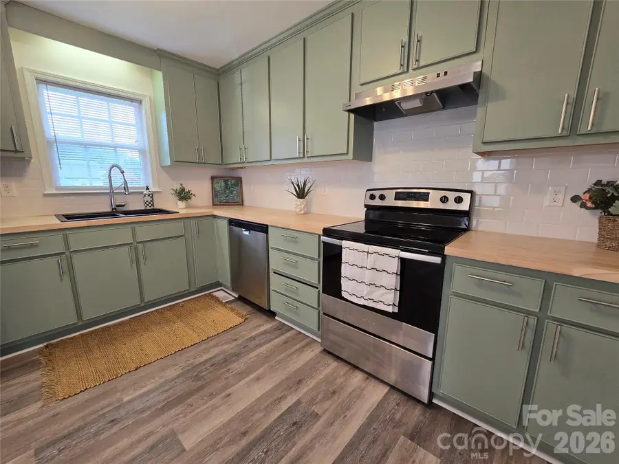 118 Oakwood Avenue, Salisbury, NC 28146 - #3