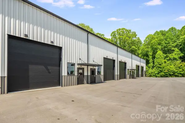 115 Speed Way #B, Lake Toxaway, NC 28747