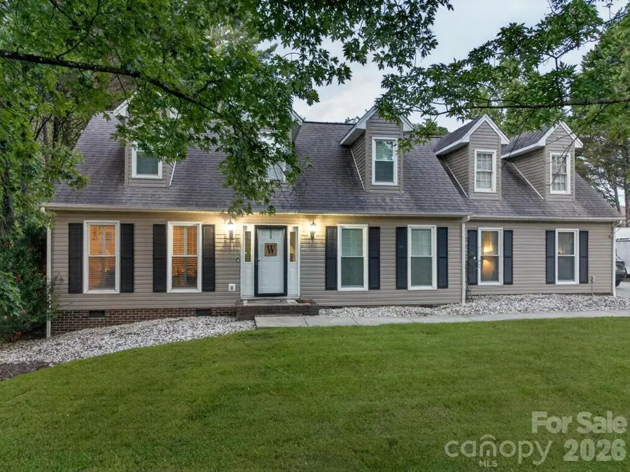 922 Plantation Drive, Lenoir, NC 28645 - #3