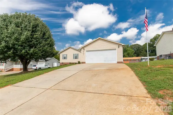 607 Helms Drive, Lowell, NC 28098