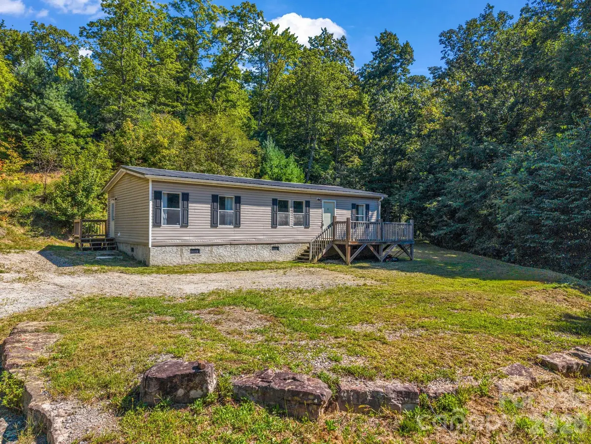 557 Sutton Mountain Ridge, Pisgah Forest, NC 28768 - #1