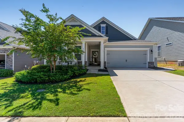 5022 Grand Champion Court, Denver, NC 28037