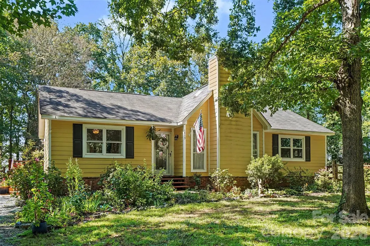 1419 Parkside Drive, Wesley Chapel, NC 28110 - #1