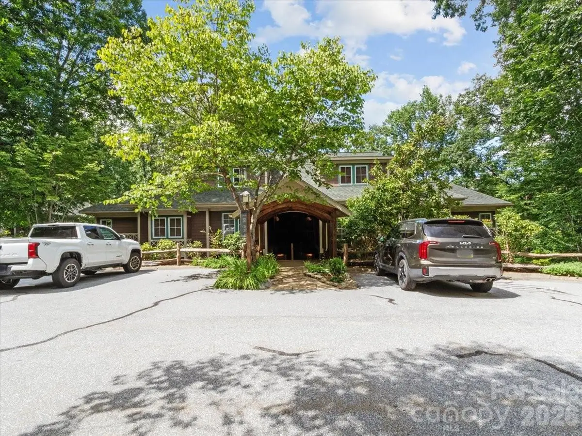 250 Creekside Way #C202, Burnsville, NC 28714 - #1