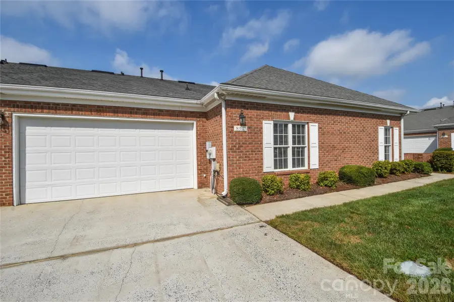 8332 Highland Glen Drive, Charlotte, NC 28269 - #3