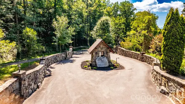 19 Estate Drive #40, Waynesville, NC 28786