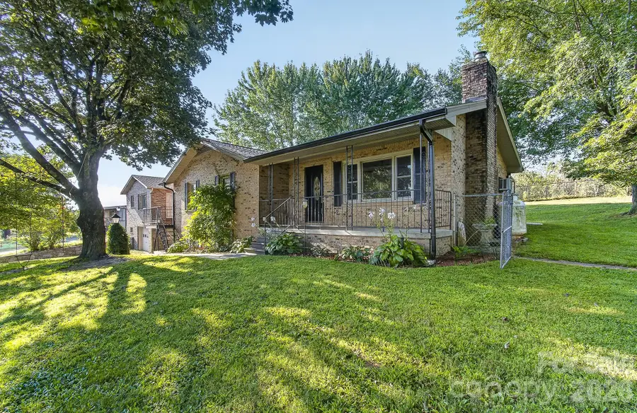 1371 Jackson Loop Road, Flat Rock, NC 28731 - #2