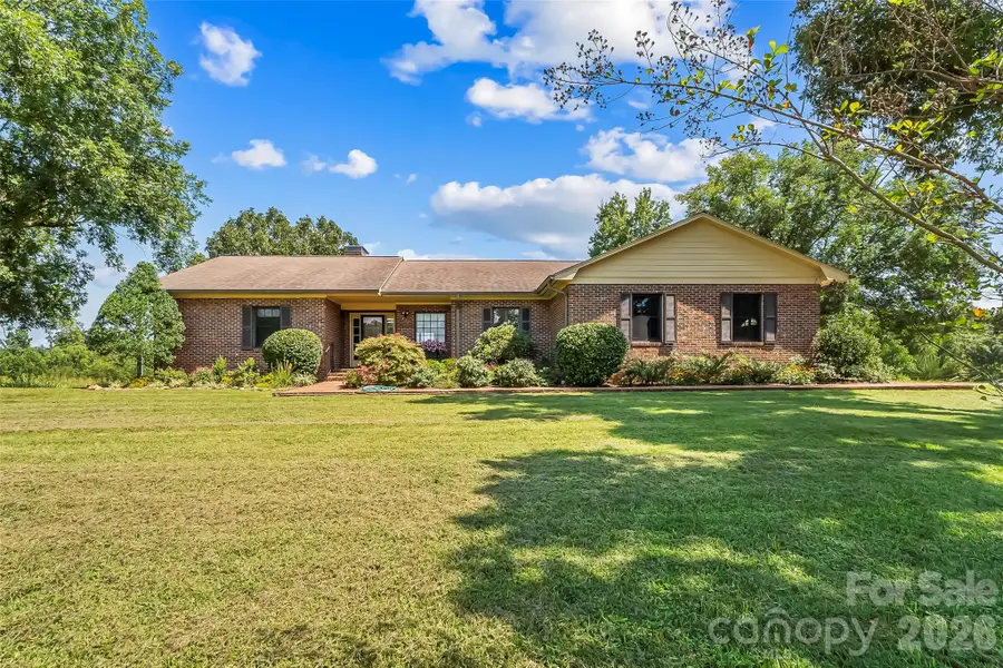 402 Catawba Street, Morganton, NC 28655 - #2