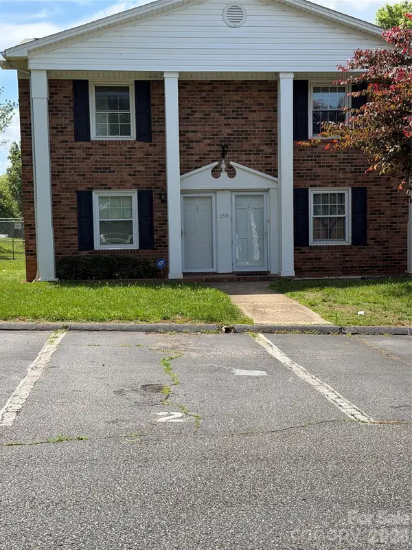 155 NW 17th Street Nw #F1, Hickory, NC 28601