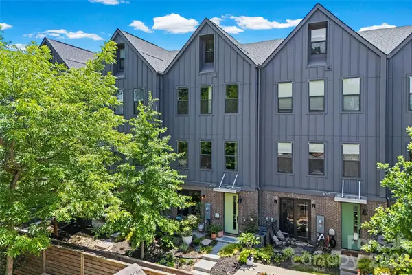4017 Plaza Row Court, Charlotte, NC 28205
