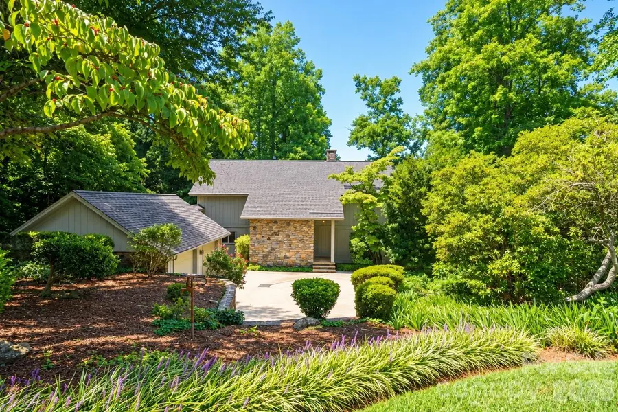 955 19th Avenue Nw, Hickory, NC 28601 - #3
