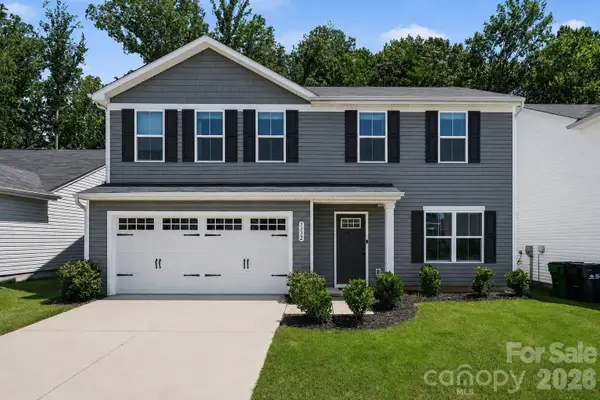 5132 Rustling Pines Court, Charlotte, NC 28215
