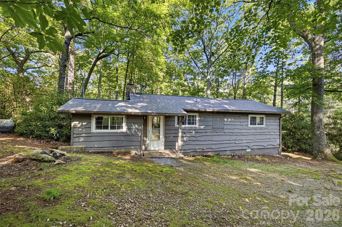 7036 Rhododendron Drive, Newland, NC 28657 - #1