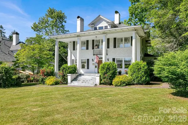 208 Probart Street, Brevard, NC 28712