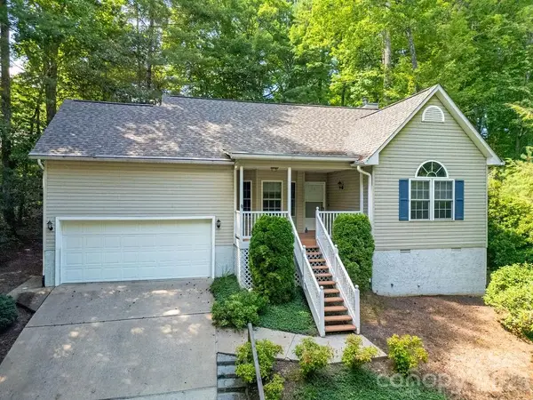 61 Autumn Glen Court, Brevard, NC 28712
