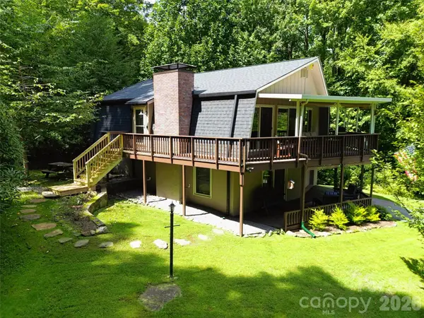 477 Locust Drive, Maggie Valley, NC 28751
