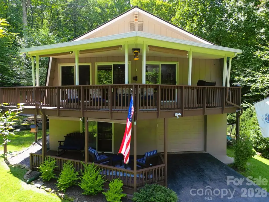477 Locust Drive, Maggie Valley, NC 28751 - #3