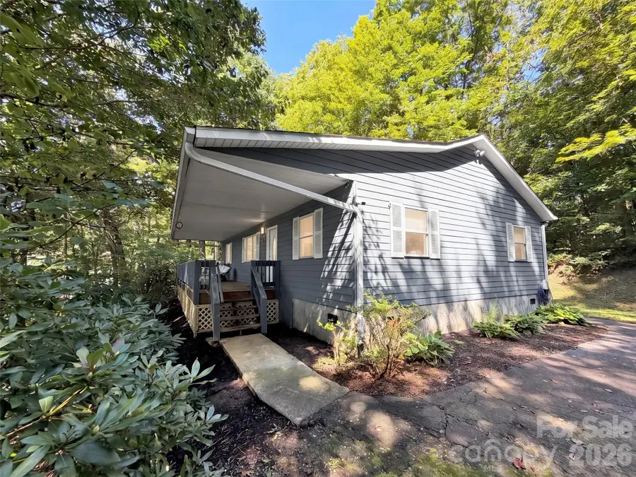 115 Knoll Ridge Lane, Waynesville, NC 28785 - #2