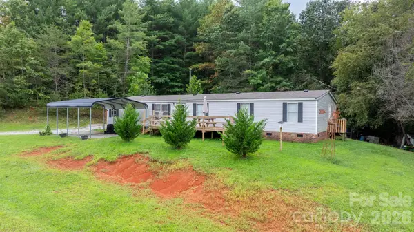 2461 Shadowbrook Drive, Lenoir, NC 28645