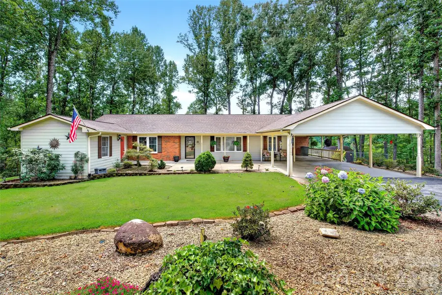 146 Cobblestone Drive, Marion, NC 28752 - #2