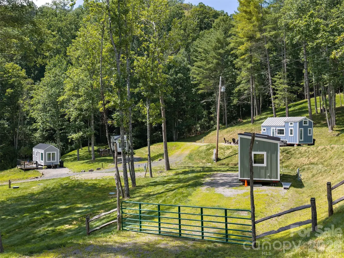551 Wyatt Town Road, Burnsville, NC 28714 - #1