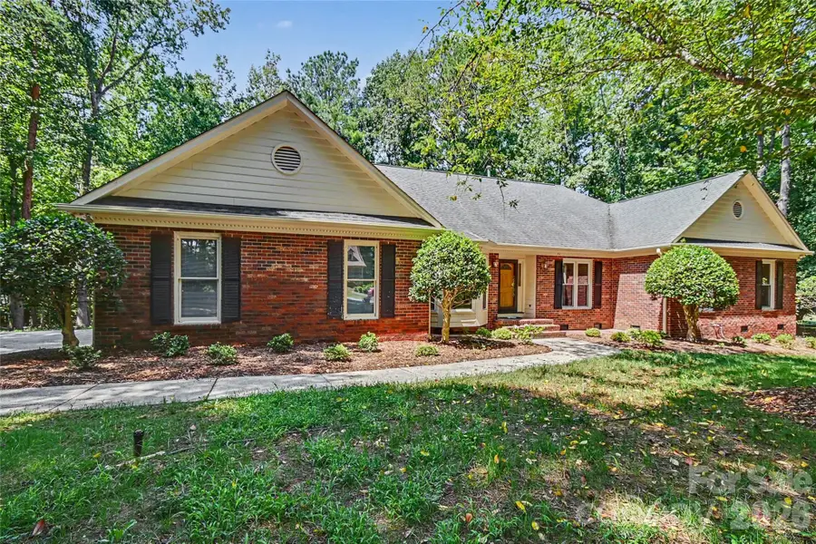 14905 Wyndham Oaks Drive, Charlotte, NC 28277 - #3