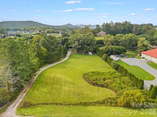 5640 Boylston Highway, Mills River, NC 28759