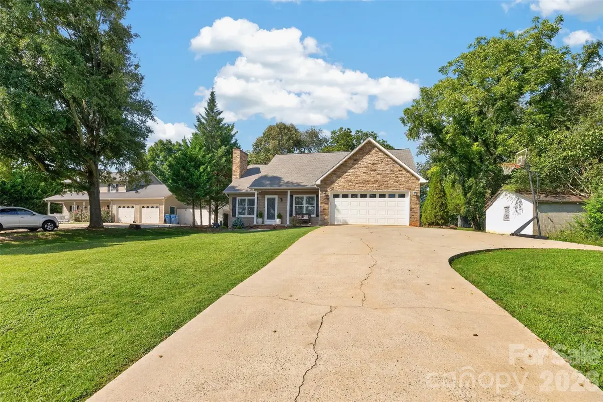2 Hunters Creek Lane, Granite Falls, NC 28630 - #1