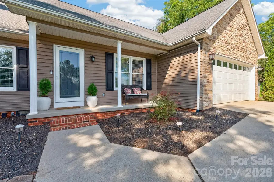 2 Hunters Creek Lane, Granite Falls, NC 28630 - #2