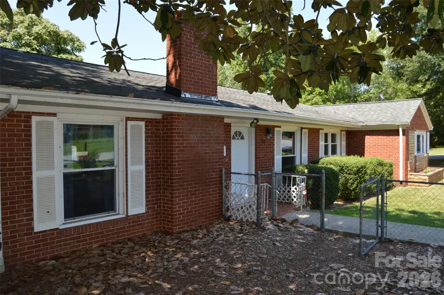 437 Hillcrest Road, Statesville, NC 28677 - #2