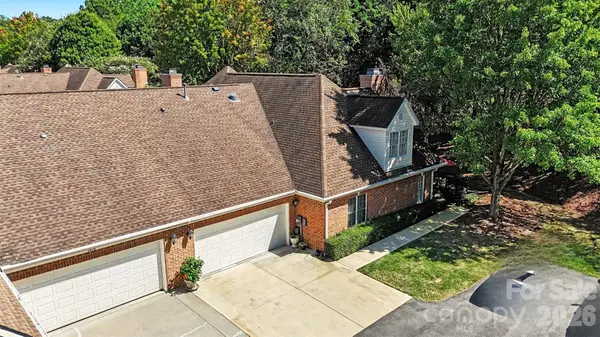 7418 Hurstbourne Green Drive, Charlotte, NC 28277