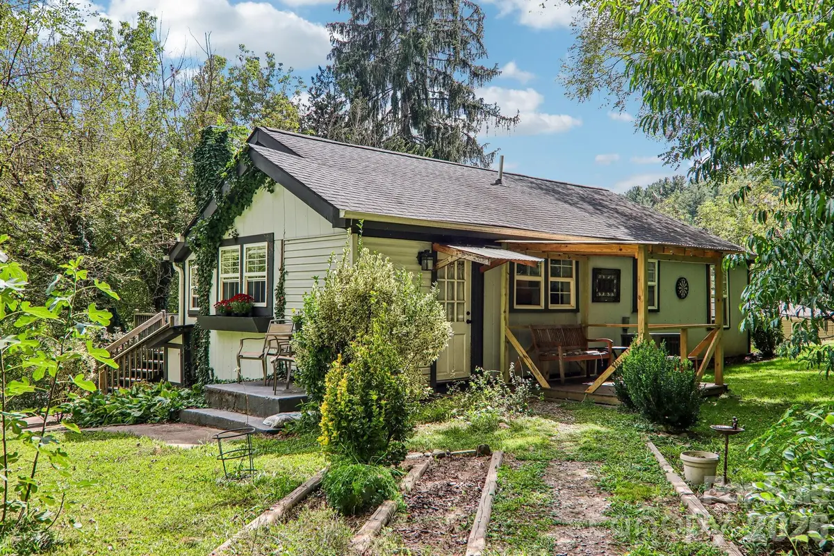 418 Sharptown Road, Canton, NC 28716 - #1