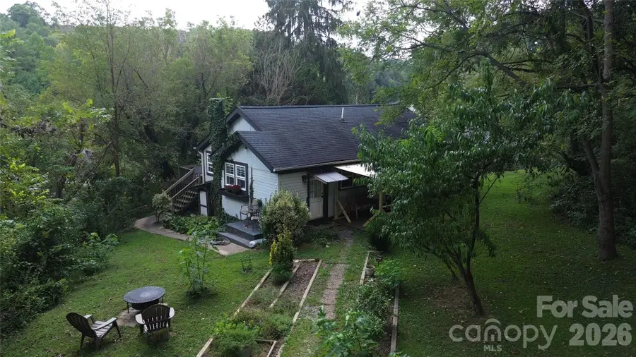 418 Sharptown Road, Canton, NC 28716 - #2