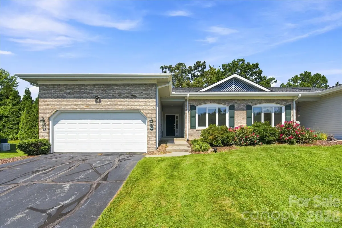 14 Country Meadows Lane, Hendersonville, NC 28792 - #1