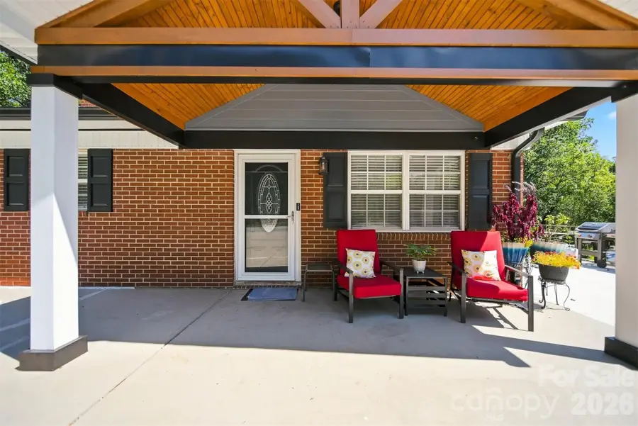 100 30th Avenue Nw, Hickory, NC 28601 - #3