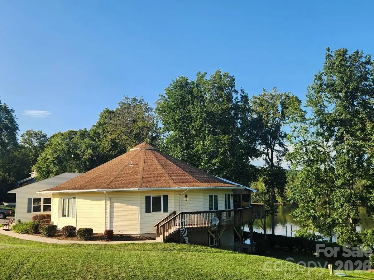 6034 Lookout Heights Drive, Claremont, NC 28610 - #1