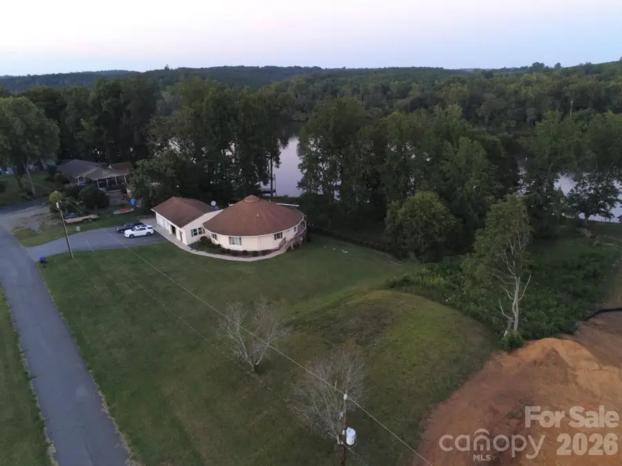 6034 Lookout Heights Drive, Claremont, NC 28610 - #3