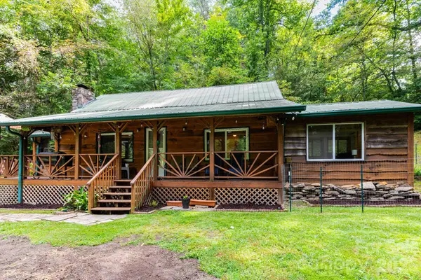 3387 Union Hill Road, Whittier, NC 28789