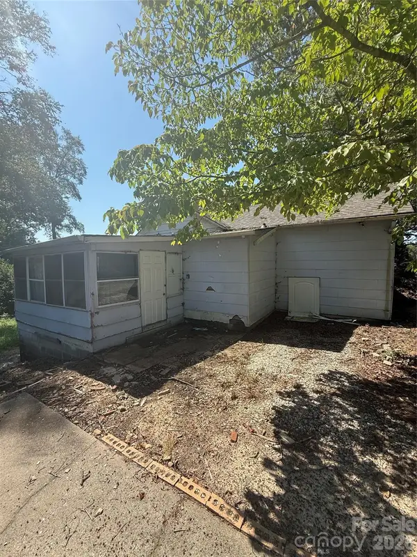 1516 N Aspen Street, Lincolnton, NC 28092