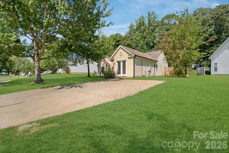 9828 Northwoods Forest Drive, Charlotte, NC 28214 - #2