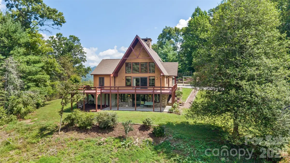 16 Spruce Way, Fairview, NC 28730 - #1