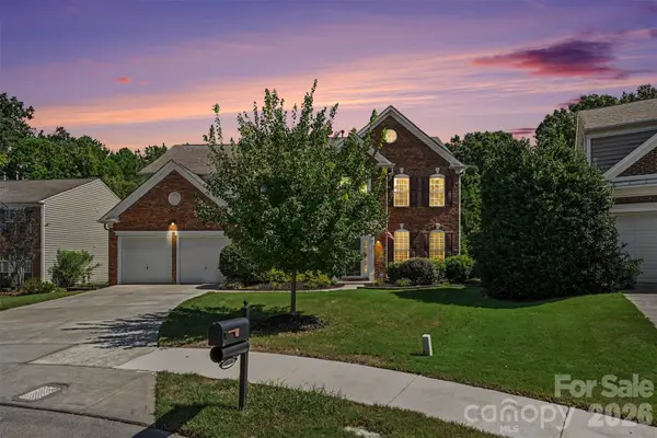 9538 Linden Tree Lane, Charlotte, NC 28277