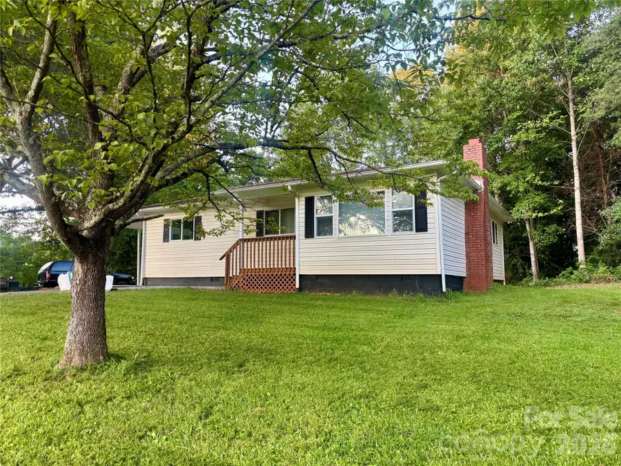 6622 Mountain Grove Road, Hickory, NC 28602 - #2