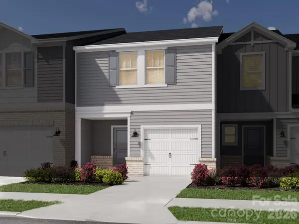 8228 Hidden Springs Trail, Charlotte, NC 28216