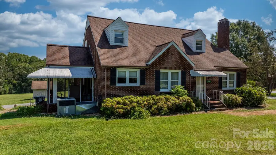 3962 Startown Road, Newton, NC 28658 - #2