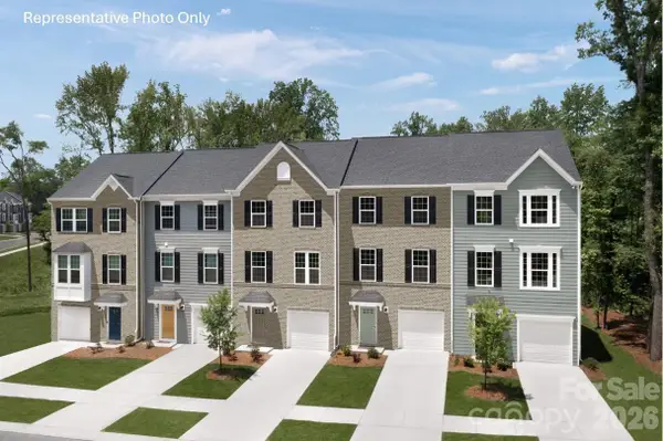 7401 Marino Court, Charlotte, NC 28212