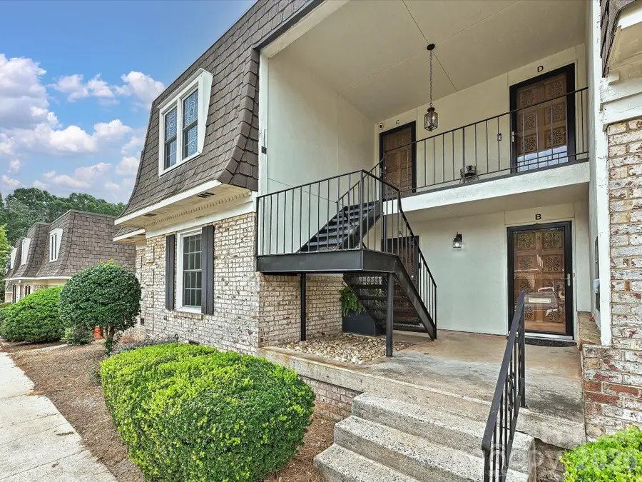 3520 Colony Road, Charlotte, NC 28211 - #2
