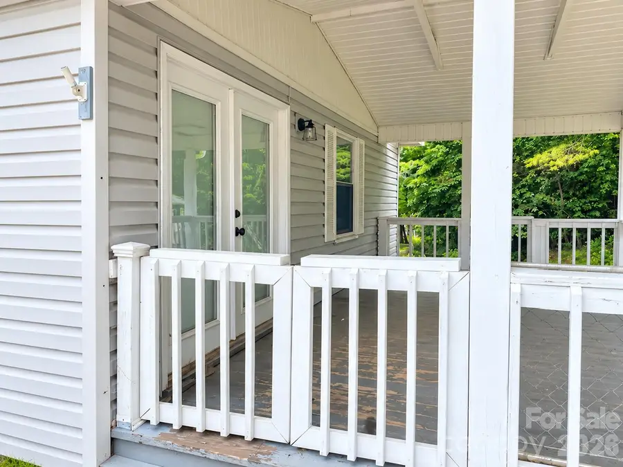 93 Valley View Circle, Waynesville, NC 28786 - #3