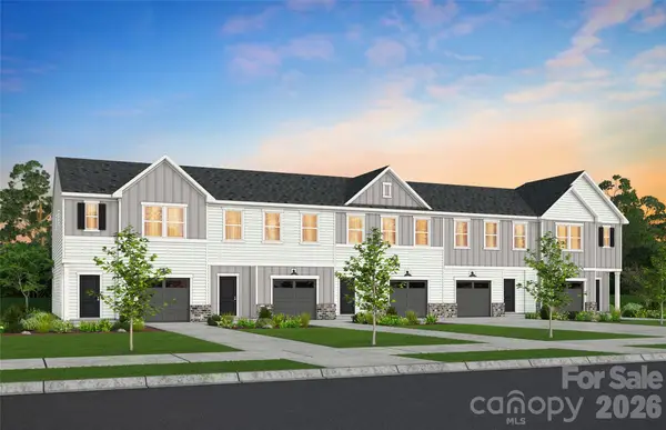 12112 Oak Street, Charlotte, NC 28269
